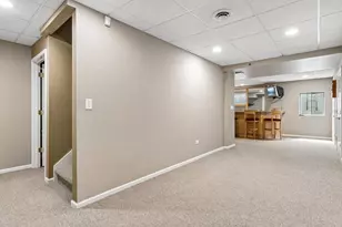 975 W Wilson St, Palatine, IL 60067 - Photo 40
