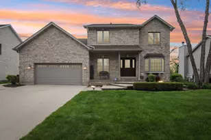975 W Wilson St, Palatine, IL 60067 - Photo 2