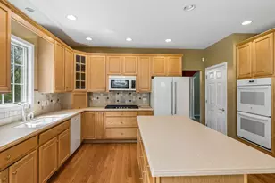 975 W Wilson St, Palatine, IL 60067 - Photo 10