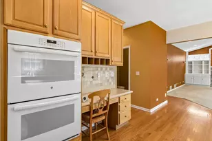 975 W Wilson St, Palatine, IL 60067 - Photo 14