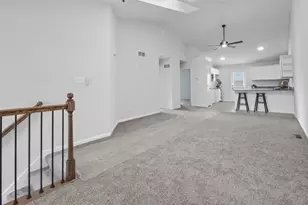 3029 W 82nd Pl, Merrillville, IN 46410 - Photo 8