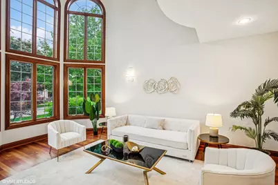 3832 W Chase Avenue, Lincolnwood, IL 60712 - Photo 4