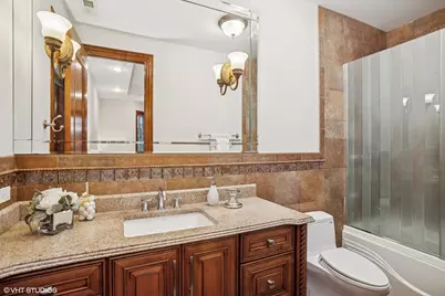 3832 W Chase Avenue, Lincolnwood, IL 60712 - Photo 32