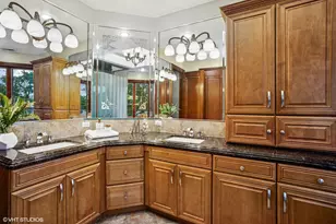 3832 W Chase Ave, Lincolnwood, IL 60712 - Photo 26