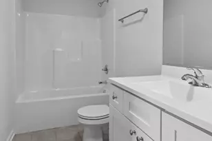 3031 W 82nd Pl, Merrillville, IN 46410 - Photo 6