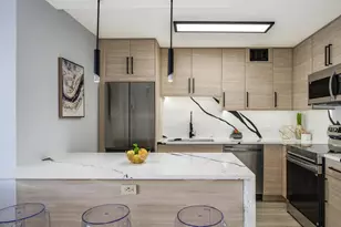 6157 N Sheridan Rd, Chicago, IL 60660 - Photo 4