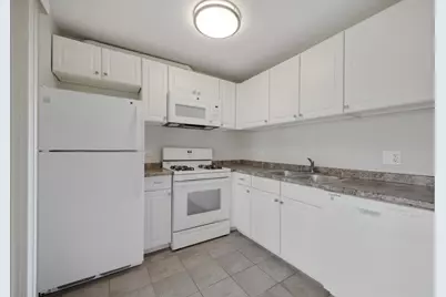 93 N Victoria Lane #D, Streamwood, IL 60107 - Photo 6