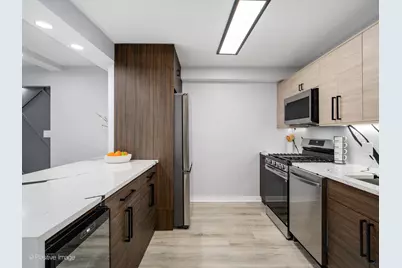 3950 N Lake Shore Drive #724, Chicago, IL 60613 - Photo 6