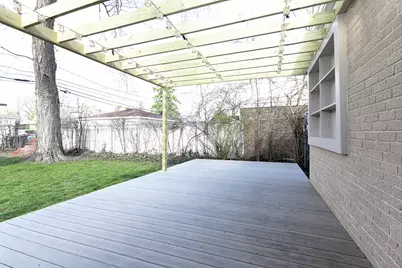 4940 Coyle Avenue, Skokie, IL 60077 - Photo 34