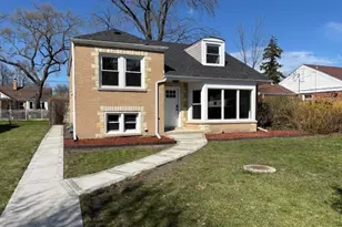 4940 Coyle Ave, Skokie, IL 60077 - Photo 1