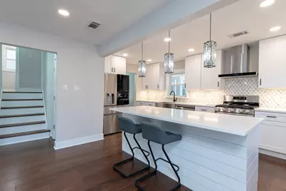 4940 Coyle Avenue, Skokie, IL 60077 - Photo 8