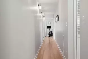 821 W Superior St, Chicago, IL 60642 - Photo 14