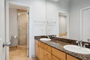 821 W Superior St, Chicago, IL 60642 - Photo 16