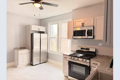 3821 W Fillmore Street #2R, Chicago, IL 60624 - Photo 4