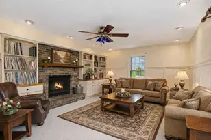 5720 Springs Blvd, Crystal Lake, IL 60012 - Photo 8