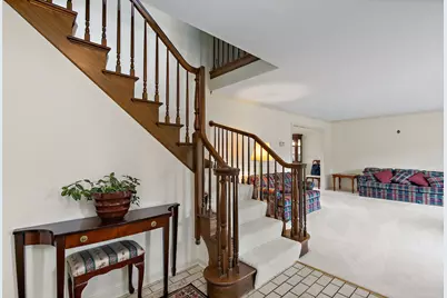 5720 Springs Boulevard, Crystal Lake, IL 60012 - Photo 4