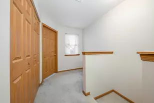 708 Woodewind Dr, Naperville, IL 60563 - Photo 14