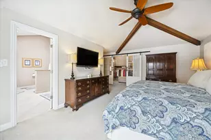 8401 Golfview Dr, Orland Park, IL 60462 - Photo 16