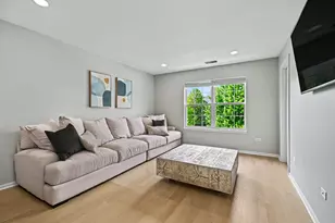 2715 Forest Creek Ln, Naperville, IL 60565 - Photo 24