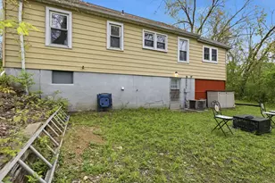 32 Arlington Ln, Fox Lake, IL 60020 - Photo 22