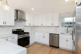 8110 Lockwood Ave, Burbank, IL 60459 - Photo 12