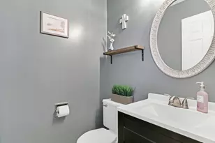 6709 E Wellsley Ct, Gurnee, IL 60031 - Photo 10