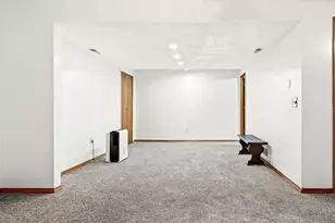 300 Harper Ct, Normal, IL 61761 - Photo 36