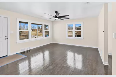 330 Hickory Street, Chicago Heights, IL 60411 - Photo 6