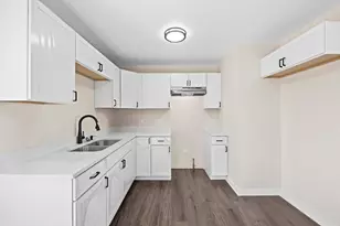 330 Hickory St, Chicago Heights, IL 60411 - Photo 2