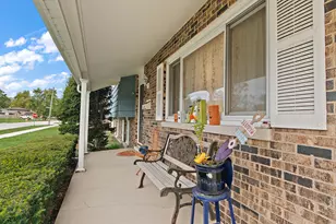 2924 192nd Pl, Lansing, IL 60438 - Photo 4