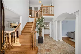 995 Oak St, Winnetka, IL 60093 - Photo 2