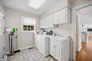 995 Oak St, Winnetka, IL 60093 - Photo 18