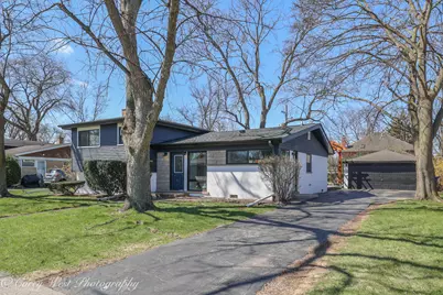 217 Heather Lane, Wilmette, IL 60091 - Photo 2