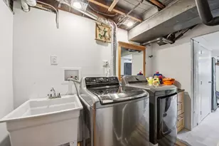 6601 N Trumbull Ave, Lincolnwood, IL 60712 - Photo 48