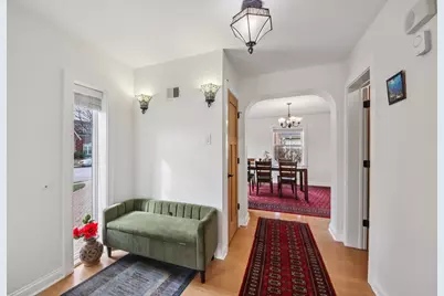 6601 N Trumbull Avenue, Lincolnwood, IL 60712 - Photo 10