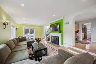 6601 N Trumbull Ave, Lincolnwood, IL 60712 - Photo 16