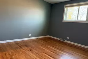 517 James Ct, Glendale Heights, IL 60139 - Photo 6