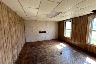 102 N Jackson St, Gardner, IL 60424 - Photo 6