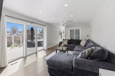 9021 Primrose Lane, Hickory Hills, IL 60457 - Photo 8