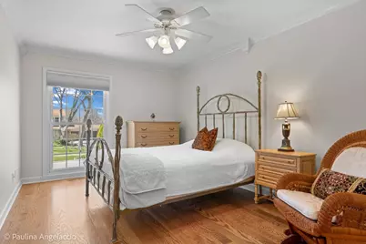 649 Greenbrier Lane, Crystal Lake, IL 60014 - Photo 16