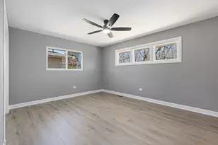 222 S Midland Ave, Joliet, IL 60436 - Photo 12