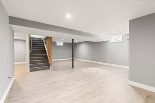 222 S Midland Ave, Joliet, IL 60436 - Photo 16