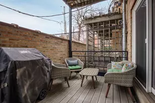 1123 W Chestnut St, Chicago, IL 60642 - Photo 18