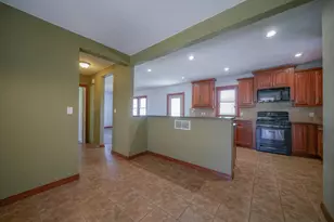 711 Taylor St, Pecatonica, IL 61063 - Photo 10