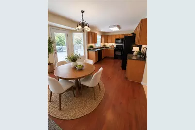 348 Greenview Drive, Crystal Lake, IL 60014 - Photo 4