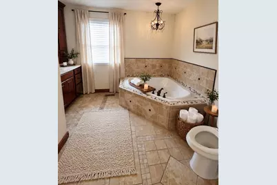 348 Greenview Drive, Crystal Lake, IL 60014 - Photo 8