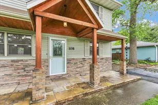 108 W Jackson St, Mahomet, IL 61853 - Photo 4