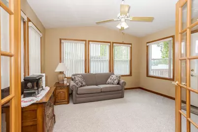 608 N Cherokee Lane, Pontiac, IL 61764 - Photo 18