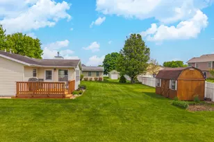 608 N Cherokee Ln, Pontiac, IL 61764 - Photo 38