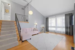 1525 N Arlington Heights Rd, Arlington Heights, IL 60004 - Photo 2